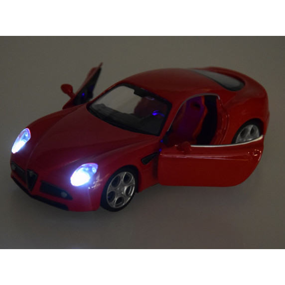 Mașină de jucărie Alfa Romeo 8C Competizione cu efecte de sunet și lumină 1:32