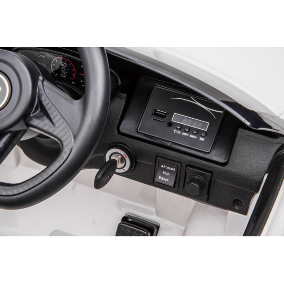 Mașină electrică lăcuită - Inlea4Fun McLaren GT 12V - alb