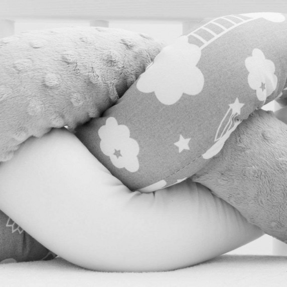 Protecție laterală pătuț bebe - New Baby - gri/nori
